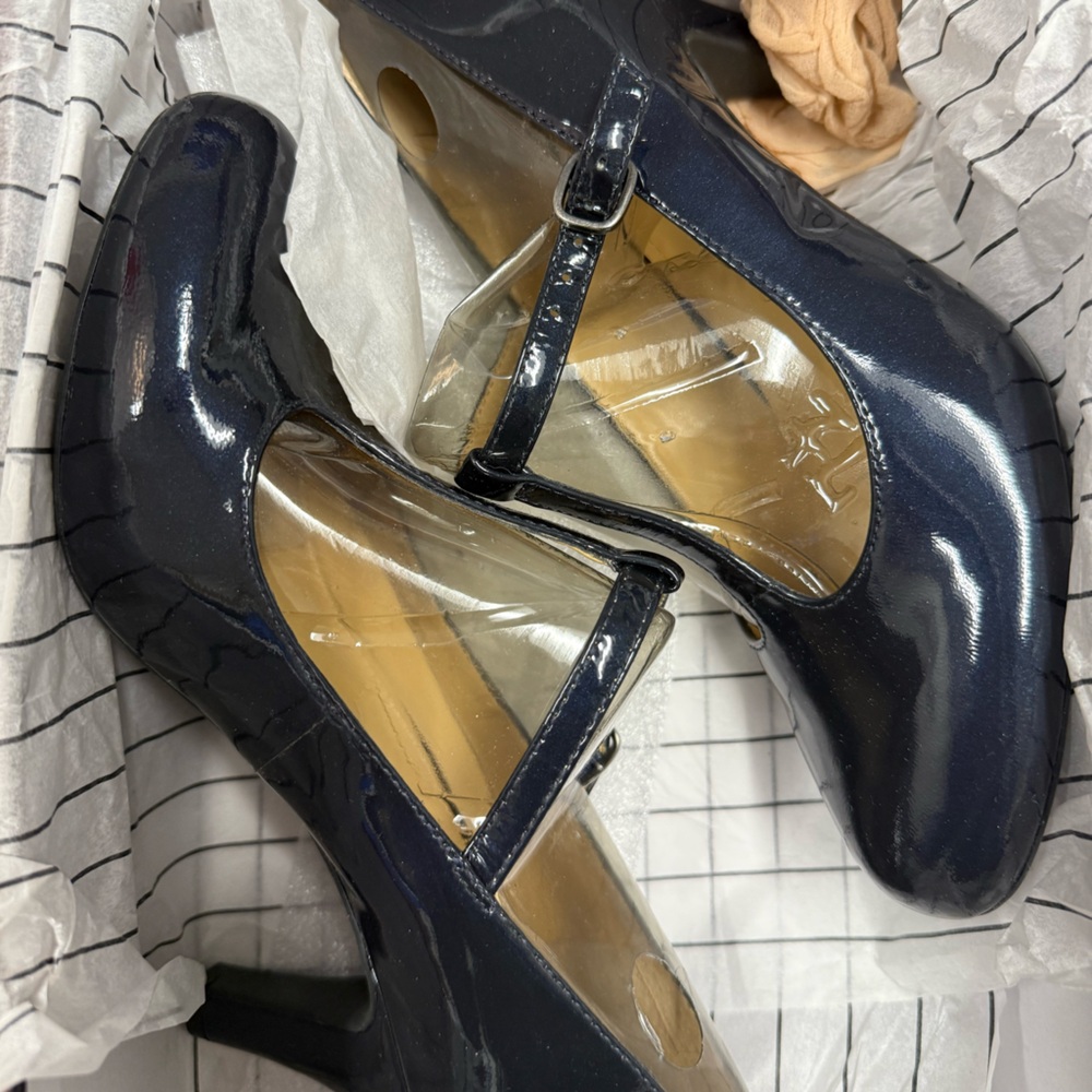 Alex Marie Glossy Navy Heels